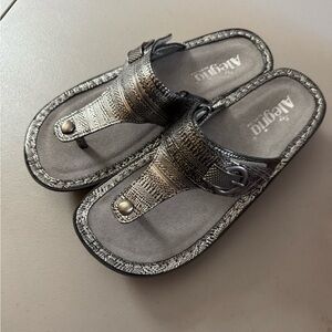 Algeria sandals